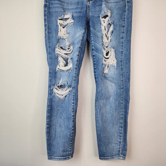 Judy Blue Boyfriend Fit Jeans Women's 5/27 Medium Wash Distressed Stretch Denim - Picture 3 of 9